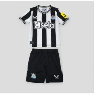 Fodboldtrøjer Danmark Newcastle United Hjemmebanesæt Børn 2023-2024 Kort ærmer + korte bukser